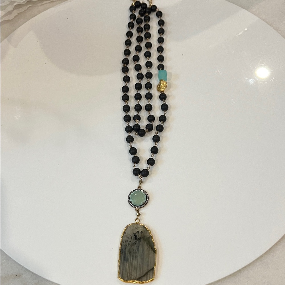 18KT VERMEIL Black and Gold Layering Stone / Crystal Beaded Necklace APR 16-18in